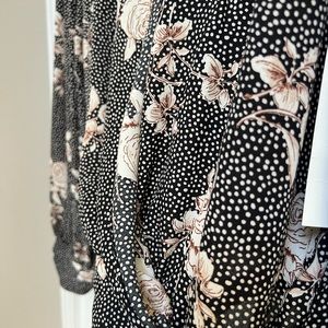 Cassie aside Tie Blouse Nine Britton